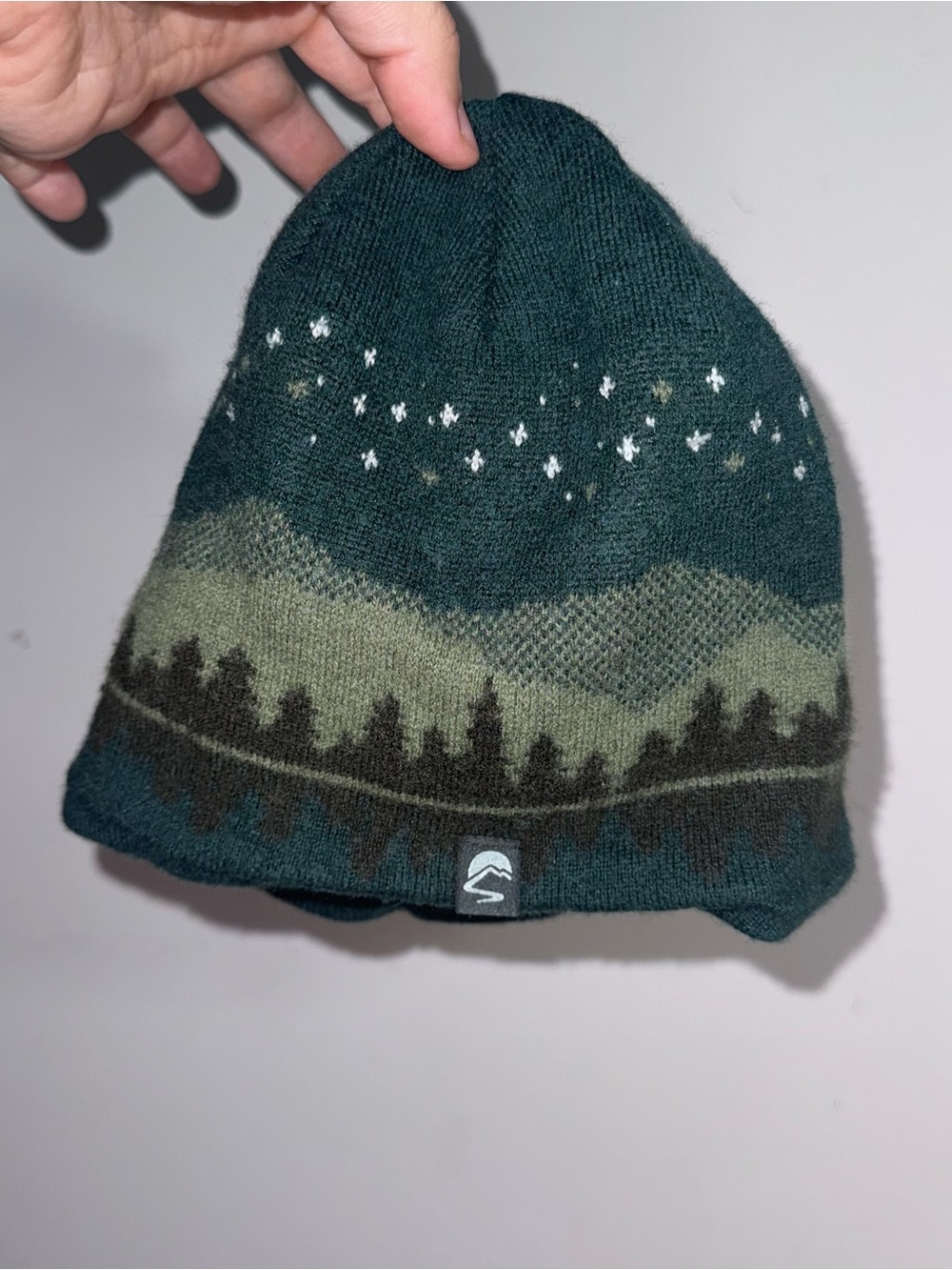 Sunday Afternoons Milky Way Reversible Merino Wool Beanie Spruce Gorpcore